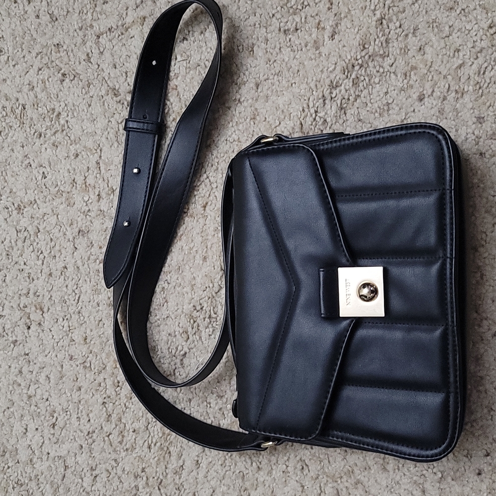 Nine West Black Hangbag